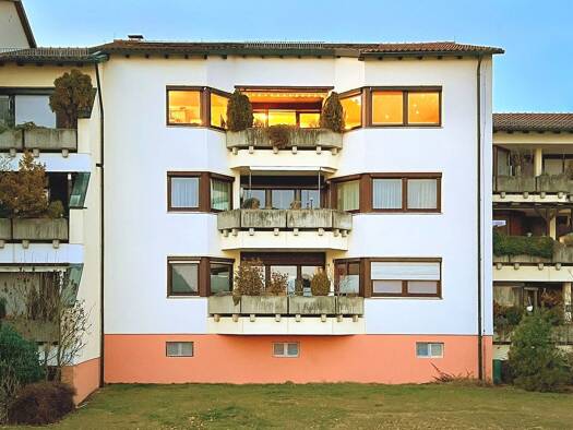 Wohnung zum Kauf 229.000 € 3,5 Zimmer 84,3 m² 2. Geschoss Oeslau Rödental 96472