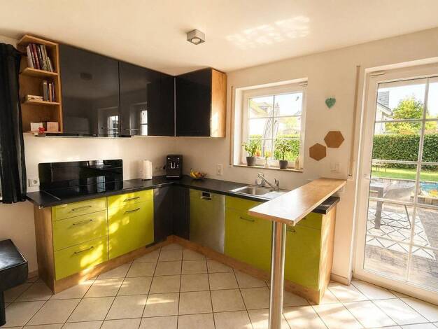 Mehrfamilienhaus zum Kauf provisionsfrei 920.000 € 13 Zimmer 349,6 m² 555 m² Grundstück Happerschoß Hennef (Sieg) 53773