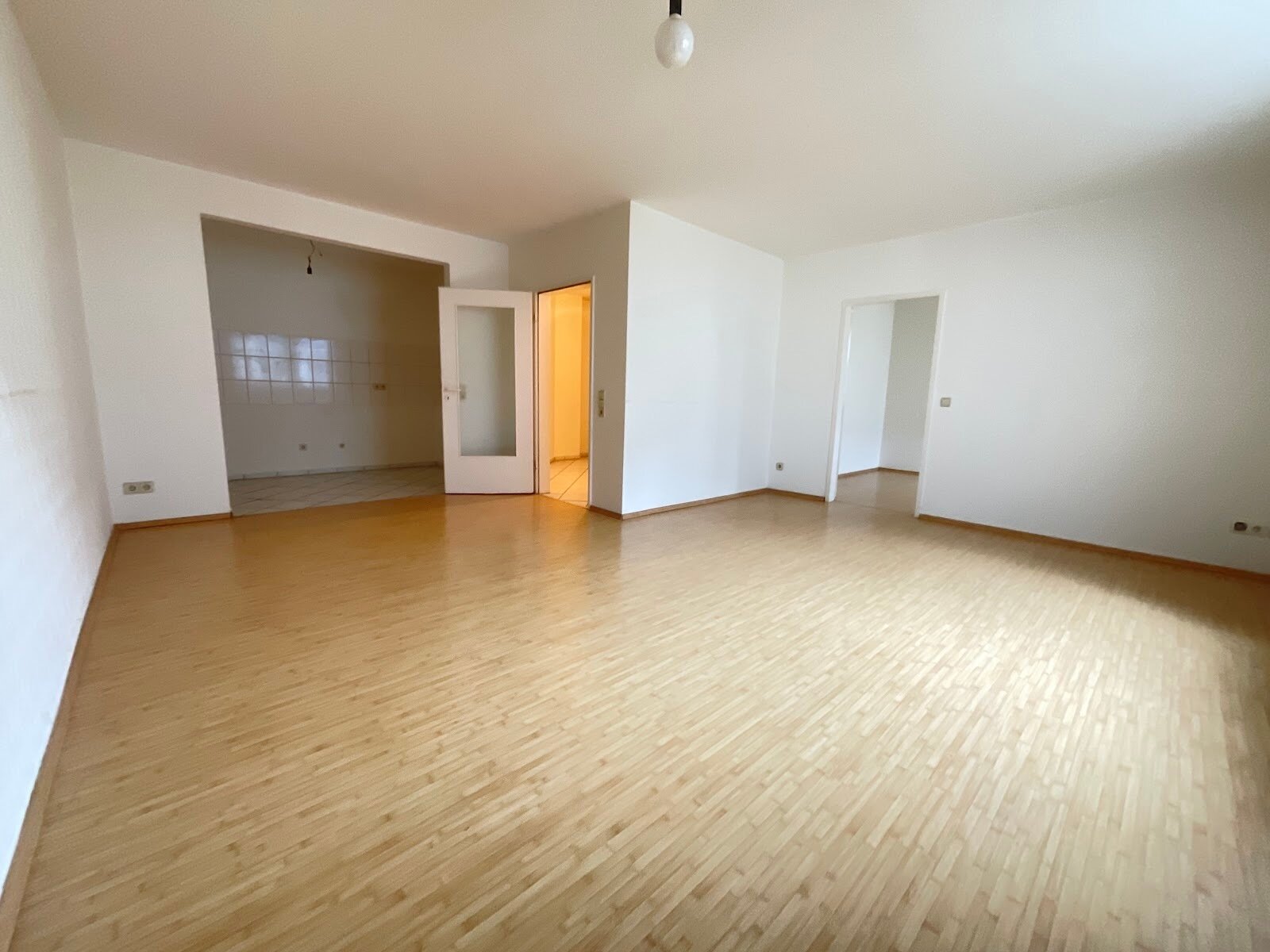 Wohnung zur Miete 275 € 2 Zimmer 45 m²<br/>Wohnfläche 1.<br/>Geschoss ab sofort<br/>Verfügbarkeit Wehringhauser Straße 25c Kuhlerkamp Hagen 58089