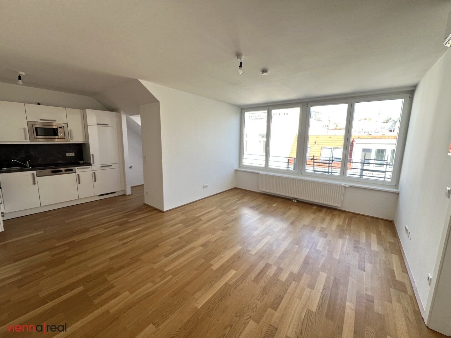 Wohnung zur Miete 1.218 € 2 Zimmer 81,2 m²<br/>Wohnfläche 4.<br/>Geschoss 15.11.2024<br/>Verfügbarkeit Wien 1080