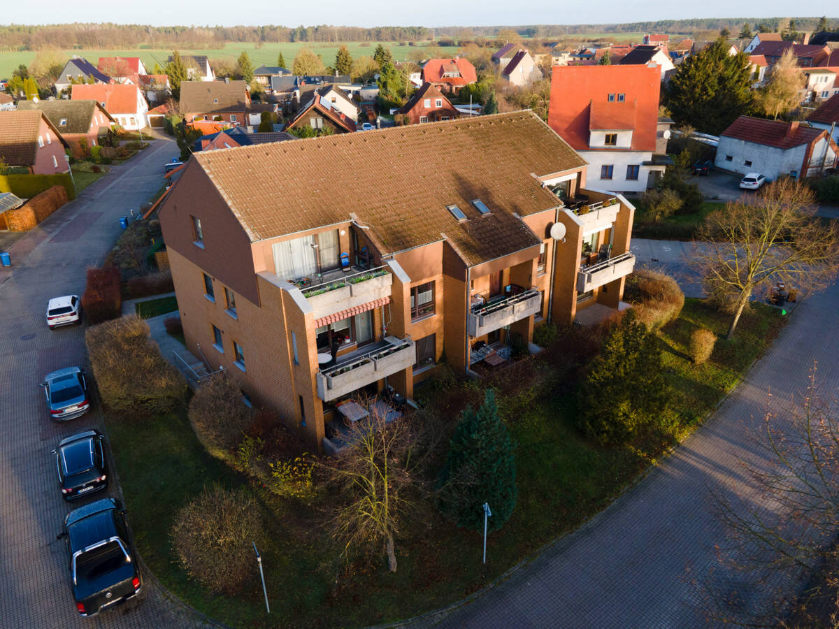 Mehrfamilienhaus zum Kauf 770.000 € 22 Zimmer 637,3 m²<br/>Wohnfläche 1.272 m²<br/>Grundstück Lindenallee 5 Möringen Stendal 39576