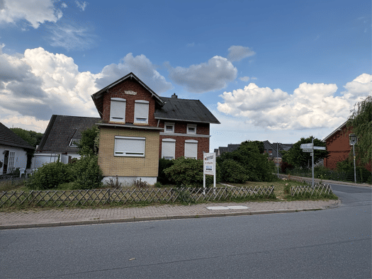 Einfamilienhaus zum Kauf 370.000 € 6 Zimmer 105 m² 643 m² Grundstück frei ab sofort Stockelsdorf Stockelsdorf 23617