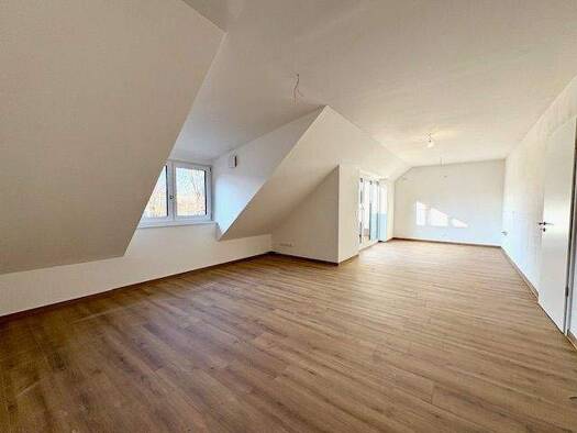Wohnung zur Miete 1.860 € 4 Zimmer 112,8 m² Nikola Landshut 84034