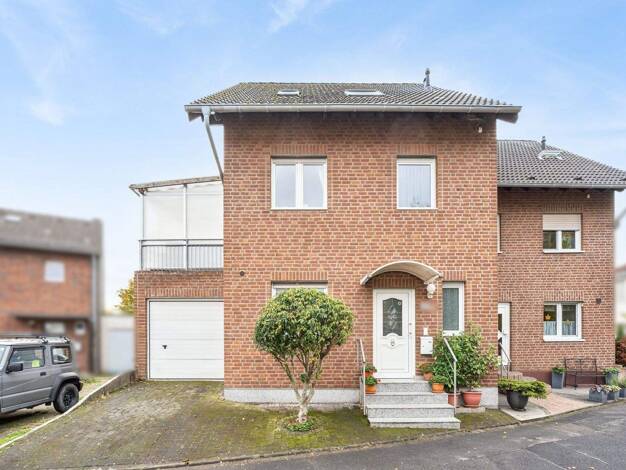 Doppelhaushälfte zum Kauf 699.000 € 4 Zimmer 151,1 m² 239 m² Grundstück Norf Neuss 41469