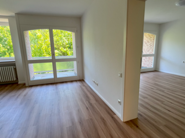Wohnung zur Miete 807 € 2 Zimmer 68,7 m² 2. Geschoss frei ab sofort Bad Pyrmont 31812