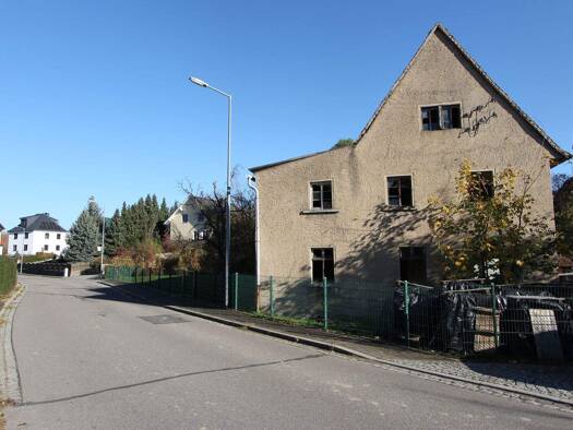 Einfamilienhaus zum Kauf 35.000 € 200 m² 800 m² Grundstück frei ab sofort Glasten Bad Lausick 04651