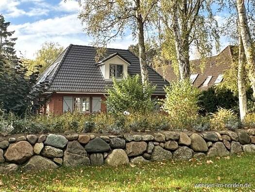 Einfamilienhaus zum Kauf 1.100.000 € 3 Zimmer 123,1 m² 1.415 m² Grundstück Hohwacht 24321