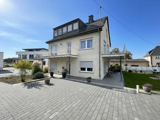 Einfamilienhaus zum Kauf provisionsfrei 385.000 € 8 Zimmer 173 m² 609 m² Grundstück Emmelshausen 56281