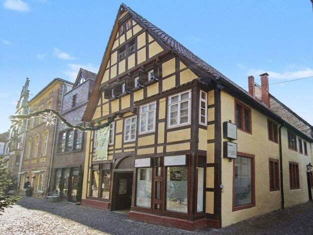 Mehrfamilienhaus zum Kauf 749.000 € 7 Zimmer 529,9 m² 317,1 m² Grundstück Lemgo 32657