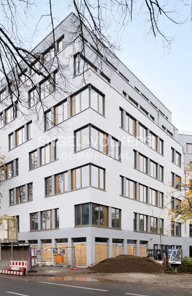 Büro-/Praxisfläche zur Miete 30 € 680,5 m²<br/>Bürofläche ab 680,5 m²<br/>Teilbarkeit Tiergarten Berlin 10785