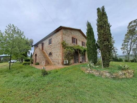 Einfamilienhaus zum Kauf 1.500.000 € 9 Zimmer 400 m² 8.000 m² Grundstück nahe Gavorrano 010001