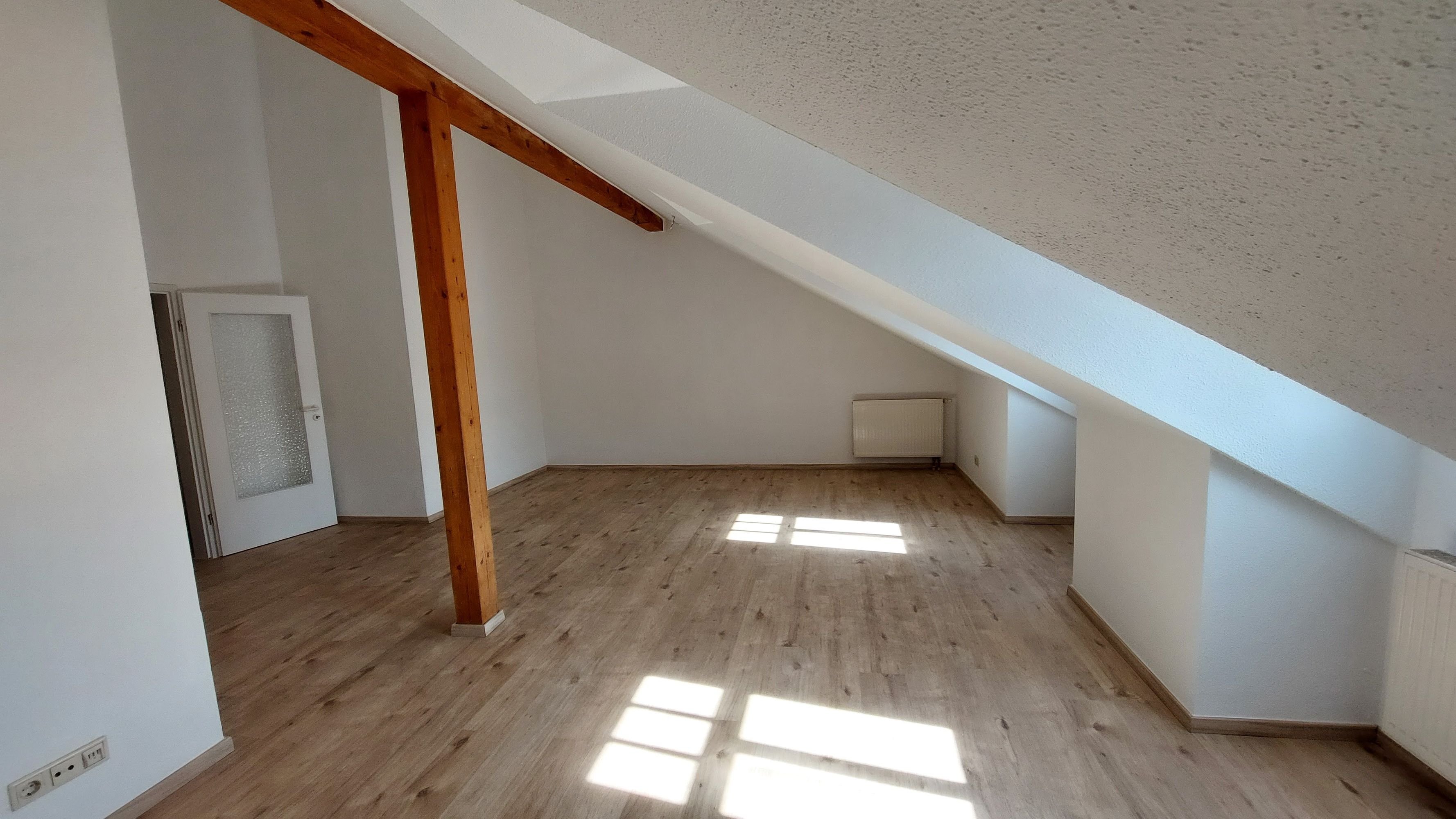 Wohnung zur Miete 559 € 3 Zimmer 86 m²<br/>Wohnfläche ab sofort<br/>Verfügbarkeit Luchplatz 3 Roßlau 221 Dessau-Roßlau 06862