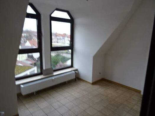 Wohnung zur Miete 471 € 2 Zimmer 47,6 m² 3 Geschosse frei ab sofort Neustadt-Stadt Neustadt an der Weinstraße 67433