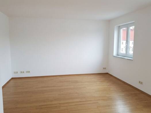 Wohnung zur Miete 449 € 1 Zimmer 38 m² Geschoss 3/4 frei ab 01.10.2026 Limburgerstraße 3 Plagwitz Südwest 04229