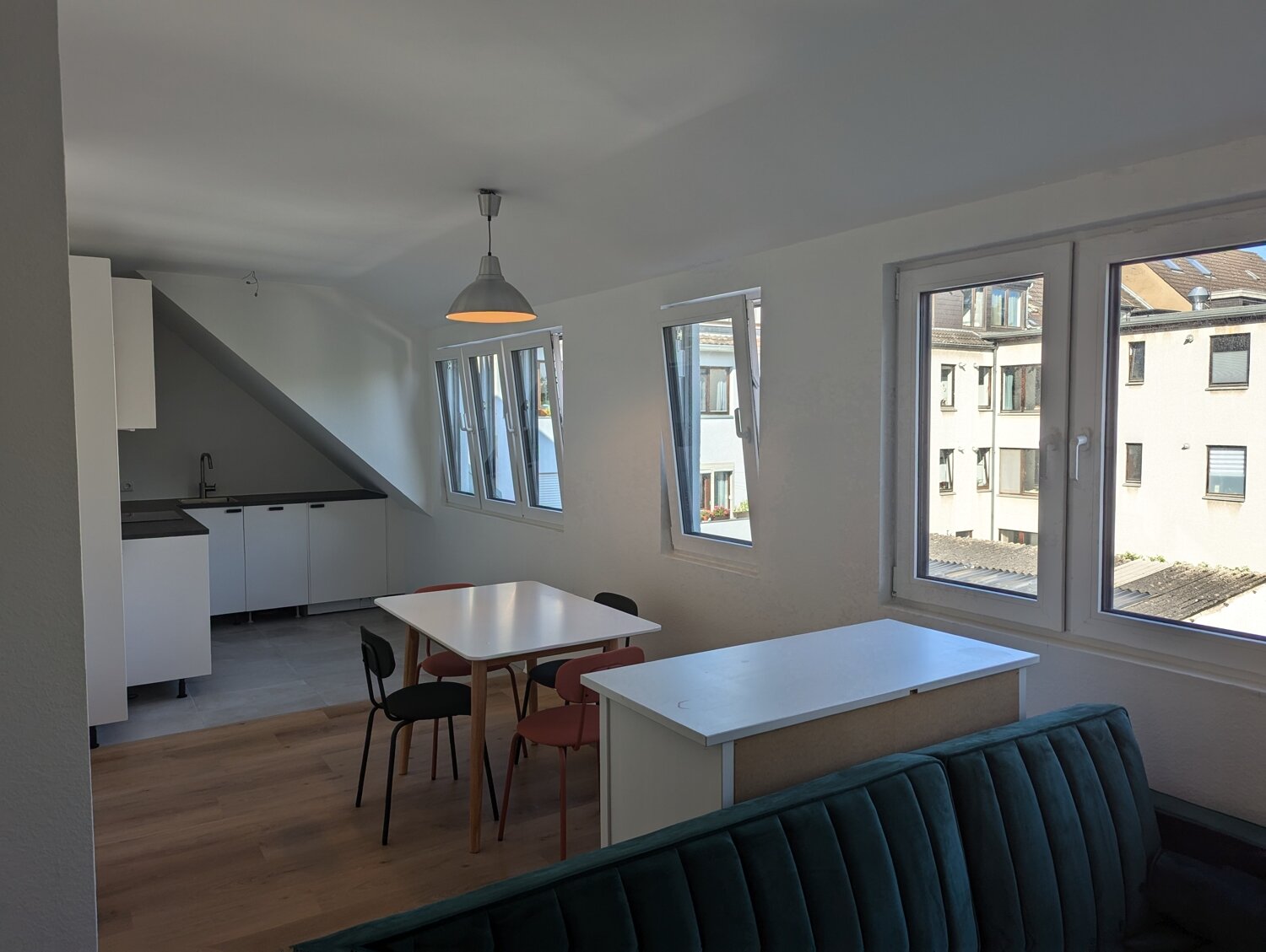 Wohnung zur Miete Wohnen auf Zeit 1.600 € 3 Zimmer 60 m²<br/>Wohnfläche ab sofort<br/>Verfügbarkeit Braunsfeld Köln 50933