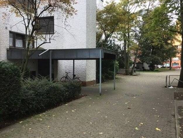 Wohnung zur Miete 1.052 € 4 Zimmer 88,7 m² frei ab 20.12.2025 Pilotystr. 24 Gärten h d Veste Nürnberg 90408