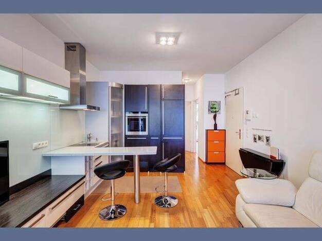Wohnung zur Miete Wohnen auf Zeit 2.200 € 3 Zimmer 55 m² Schwabing-Freimann München 80802