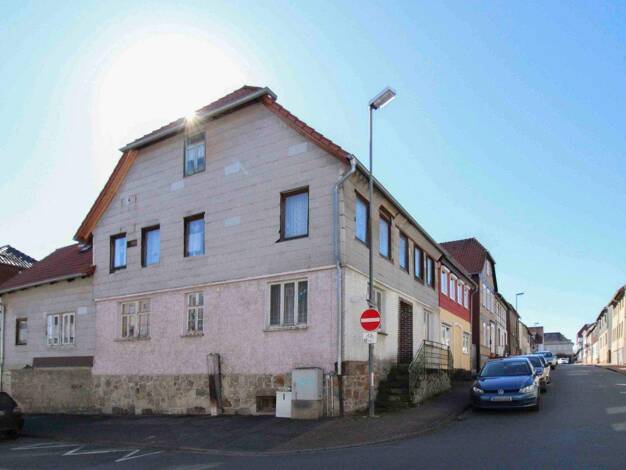 Mehrfamilienhaus zum Kauf provisionsfrei als Kapitalanlage geeignet 49.000 € 17 Zimmer 330 m² 223 m² Grundstück Elze 31008