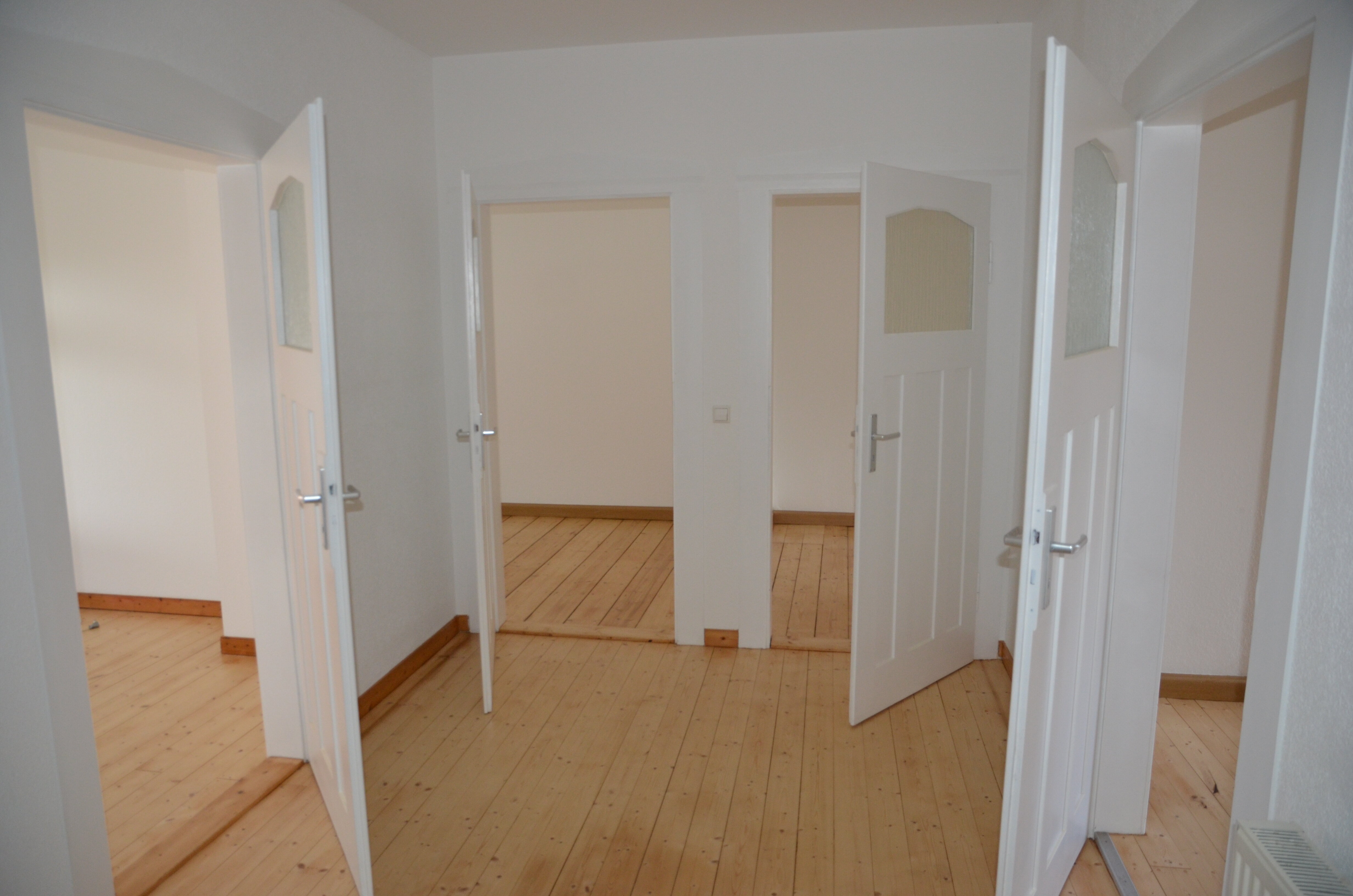 Wohnung zur Miete 590 € 4 Zimmer 105,1 m²<br/>Wohnfläche 3.<br/>Geschoss Lassallestr. 4 Nordvorstadt 154 Zwickau 08058