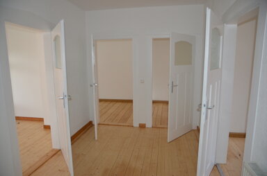 Wohnung zur Miete 590 € 4 Zimmer 105,1 m² 3. Geschoss Lassallestr. 4 Nordvorstadt 154 Zwickau 08058