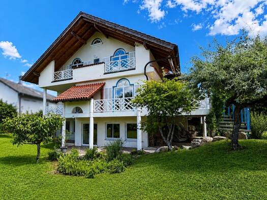 Einfamilienhaus zum Kauf 1.200.000 € 9 Zimmer 317 m² 722 m² Grundstück Möggingen Radolfzell am Bodensee / Möggingen 78315