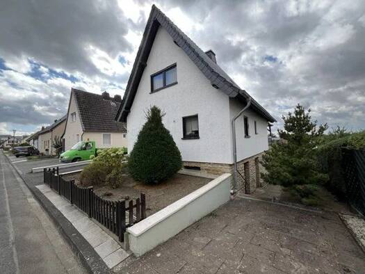 Einfamilienhaus zum Kauf 320.000 € 105 m² 529 m² Grundstück Bitburg Bitburg 54634