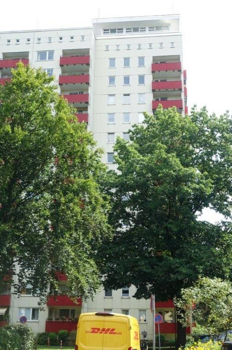Wohnung zum Kauf 219.000 € 3,5 Zimmer 92 m² 6. Geschoss Wahlbezirk 019 Pinneberg-Waldenau 25421