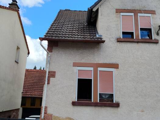 Einfamilienhaus zum Kauf 134.000 € 4 Zimmer 110 m² 295 m² Grundstück frei ab sofort Höchst Höchst i. Odw. 64739