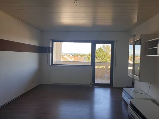 Wohnung zur Miete 920 € 2,5 Zimmer 75 m² Geschoss 3/4 frei ab 01.11.2026 Hockenheim 68766