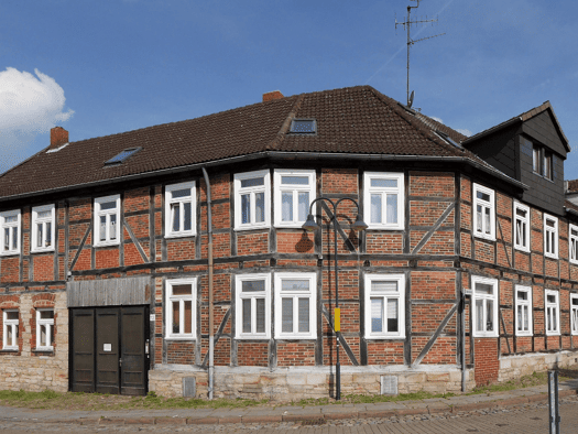 Mehrfamilienhaus zum Kauf 395.000 € 15 Zimmer 383 m² 452 m² Grundstück Helmstedt Helmstedt 38350