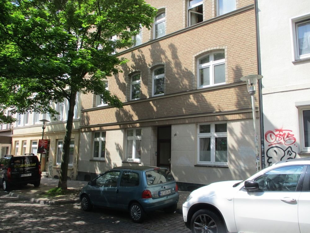 Mehrfamilienhaus zum Kauf als Kapitalanlage geeignet 565.000 € 348,3 m²<br/>Wohnfläche 208 m²<br/>Grundstück Gaarden - Ost Bezirk 2 Kiel 24143