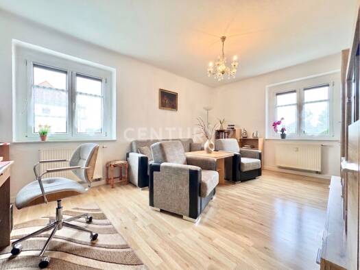 Wohnung zum Kauf 56.000 € 2 Zimmer 57 m² 2. Geschoss frei ab sofort Coswig 01640