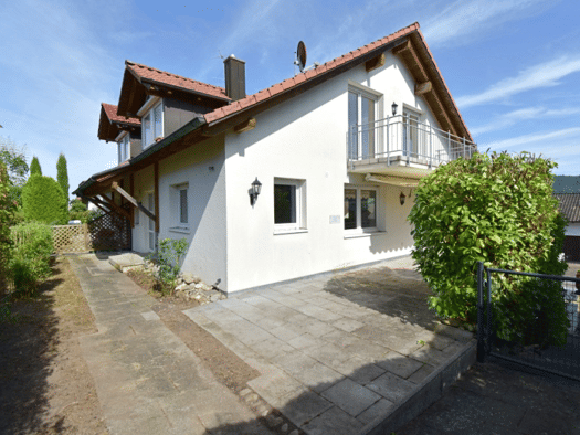 Doppelhaushälfte zum Kauf 748.000 € 6,5 Zimmer 190 m² 321 m² Grundstück frei ab sofort Hemmenhofen Gaienhofen 78343