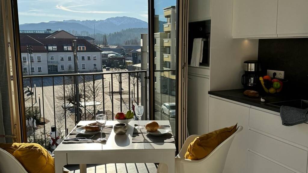 Studio zur Miete Wohnen auf Zeit 1.050 € 2 Zimmer 40 m² Penzberg 82377