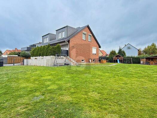 Mehrfamilienhaus zum Kauf 649.000 € 7 Zimmer 220 m² 1.277 m² Grundstück Osterwald O. E. Garbsen 30826