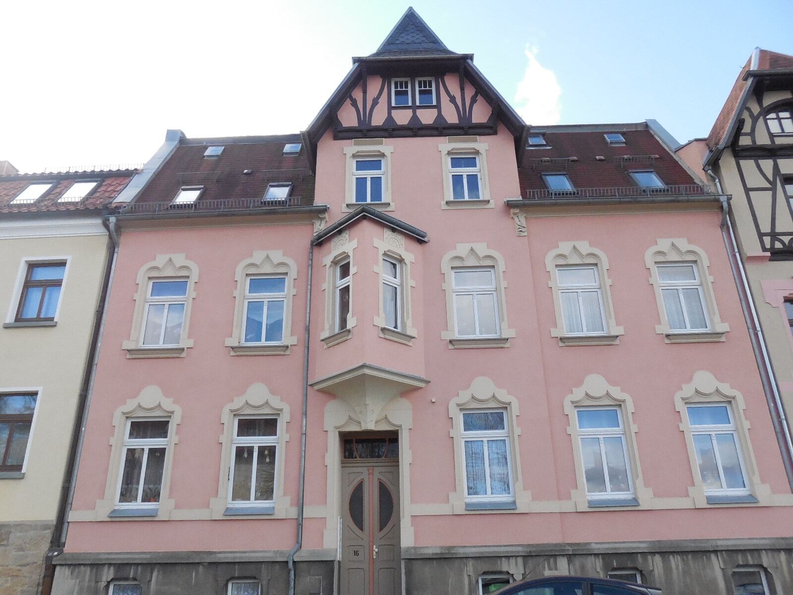 Mehrfamilienhaus zum Kauf als Kapitalanlage geeignet 200.000 € 13 Zimmer 387 m²<br/>Wohnfläche 740 m²<br/>Grundstück Mylau Mylau 08499