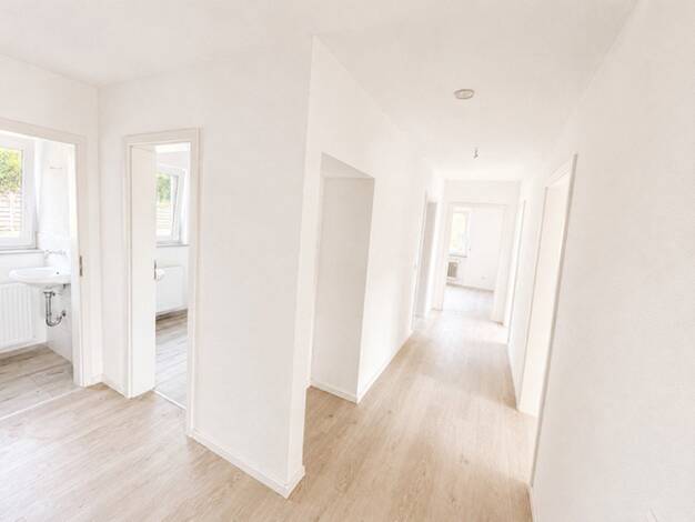 Wohnung zur Miete 1.090 € 4 Zimmer 87 m² 1. Geschoss Bergstraße 24 Mühlhausen Tiefenbronn 75233