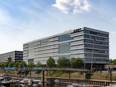 Büro-/Praxisfläche zur Miete provisionsfrei 571,5 m² Bürofläche teilbar ab 571,5 m² Schifferstraße 80 Kaßlerfeld Duisburg 47059