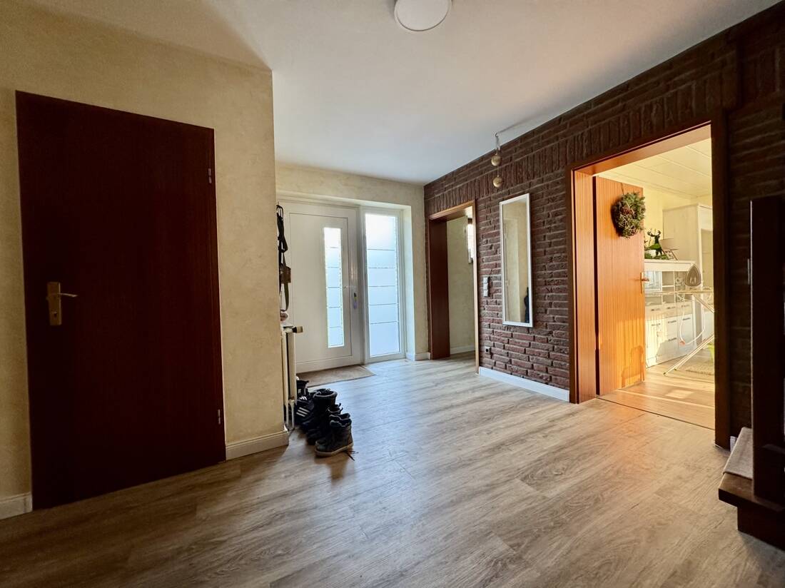 Einfamilienhaus zum Kauf - Ansicht 2