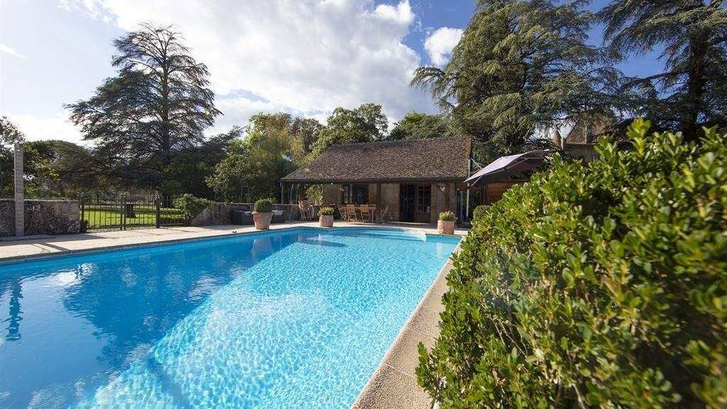 Haus zum Kauf 12.500.000 € 1.889 m² 657.600 m² Grundstück Douvaine 74140