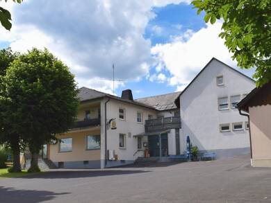 Mehrfamilienhaus zum Kauf 450.000 € 9 Zimmer 277 m² 2.336 m² Grundstück Neusorg Neusorg 95700
