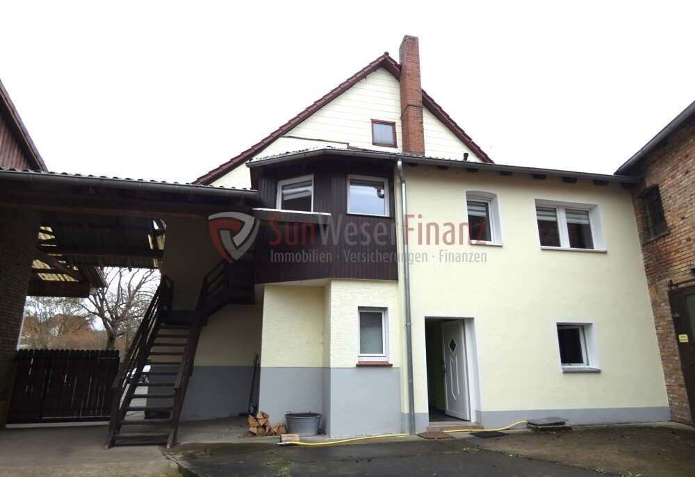 Mehrfamilienhaus zum Kauf 395.000 € 10 Zimmer 200 m²<br/>Wohnfläche 2.012 m²<br/>Grundstück Ameluxen Beverungen / Amelunxen 37688