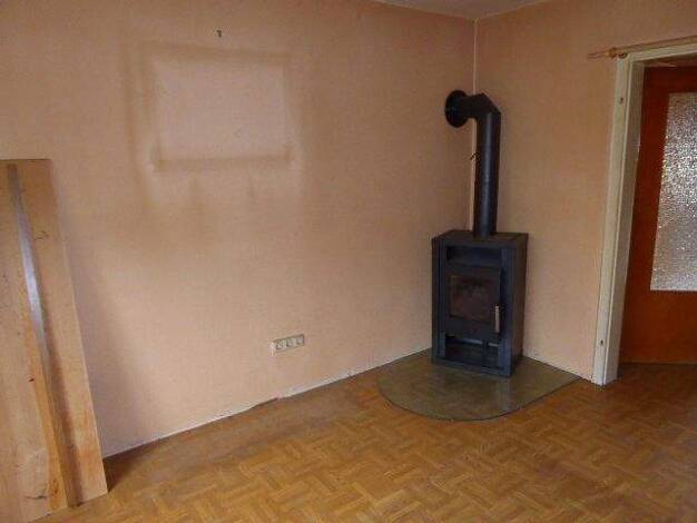 Doppelhaushälfte zum Kauf 125.500 € 4 Zimmer 125 m² 410 m² Grundstück Holzhausen Burbach 57299