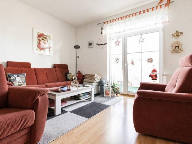 Wohnung zur Miete 415 € 2 Zimmer 58,9 m² 1. Geschoss Hans-Sachs-Straße 11 Eckersbach Zwickau 08066