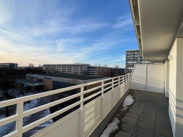 Wohnung zur Miete 1.219 € 3 Zimmer 79,3 m² 4. Geschoss Ludwigsluster Straße 100 Kaulsdorf Berlin 12619