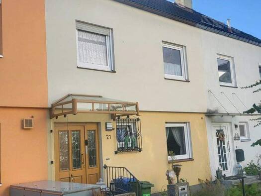 Reihenmittelhaus zum Kauf 450.000 € 5 Zimmer 130 m² 224,3 m² Grundstück Kirchenweg 21 Oberfürberg Fürth 90768