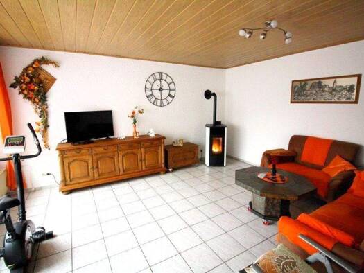 Maisonette zum Kauf 230.000 € 6 Zimmer 120 m² Kürnbach 75057