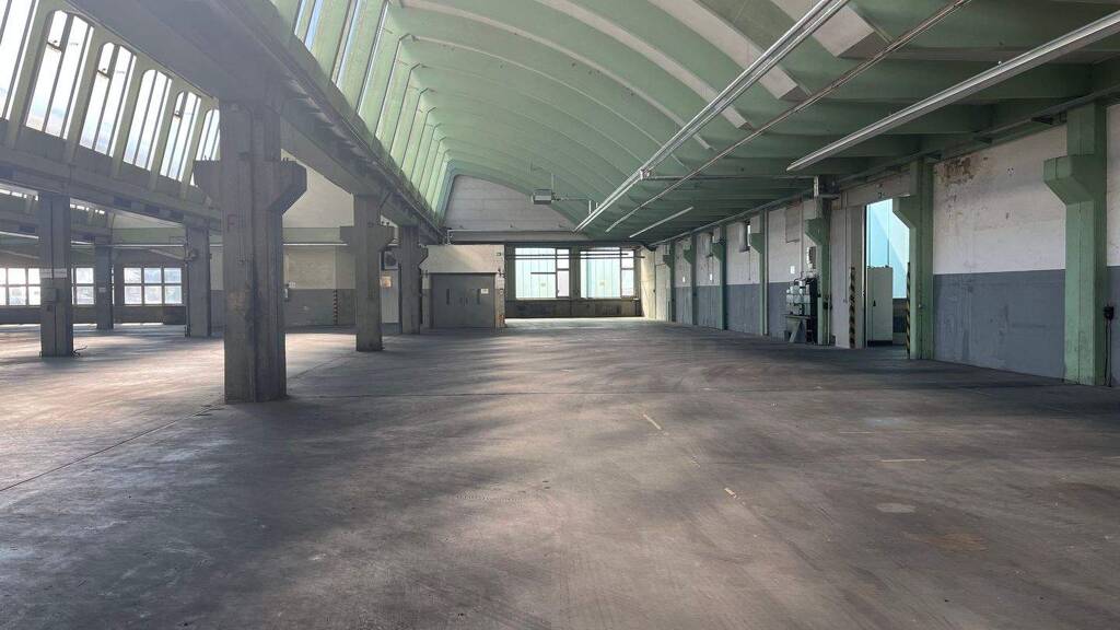 Produktionshalle zur Miete 4.850 m² Lagerfläche teilbar ab 1.500 m² Westhausen 73463