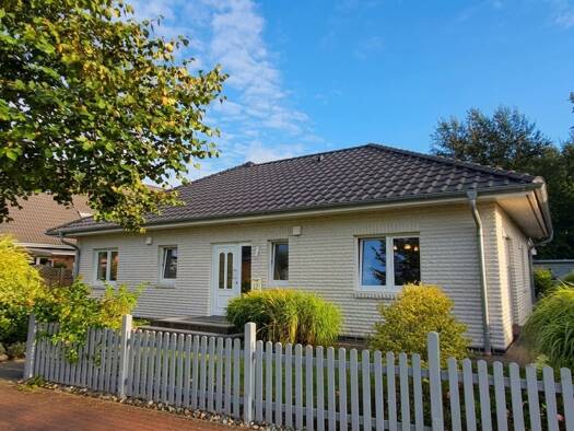 Bungalow zum Kauf 485.000 € 4 Zimmer 121 m² 688 m² Grundstück Meldorf 25704