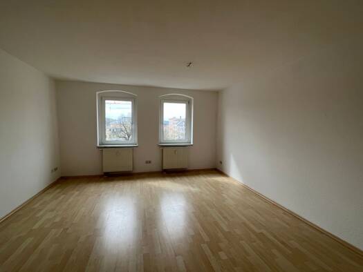 Wohnung zum Kauf 59.000 € 2 Zimmer 65 m² 3. Geschoss Äußere Schneeberger Straße 31 Schedewitz Zwickau 08056